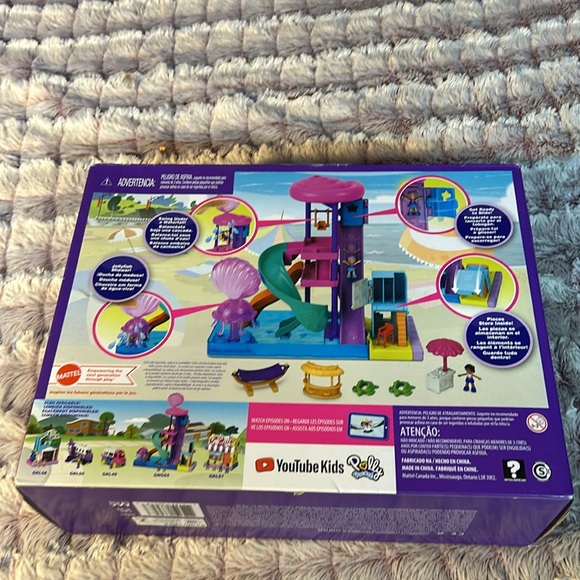 Polly Pocket Pollyville Super Slidin' Sliding Water Park Micro Play Set - Picture 2 of 2